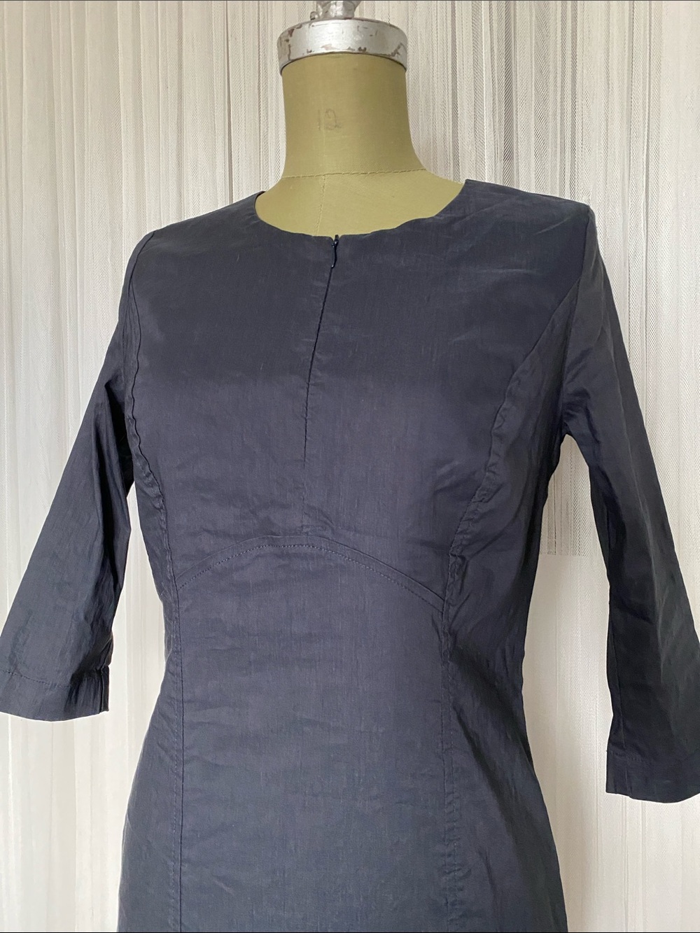Sarah Pacini Classic Dark Charcoal Sheath Dress - Elegant Women's Dress
Size M - Picture 3 of 17